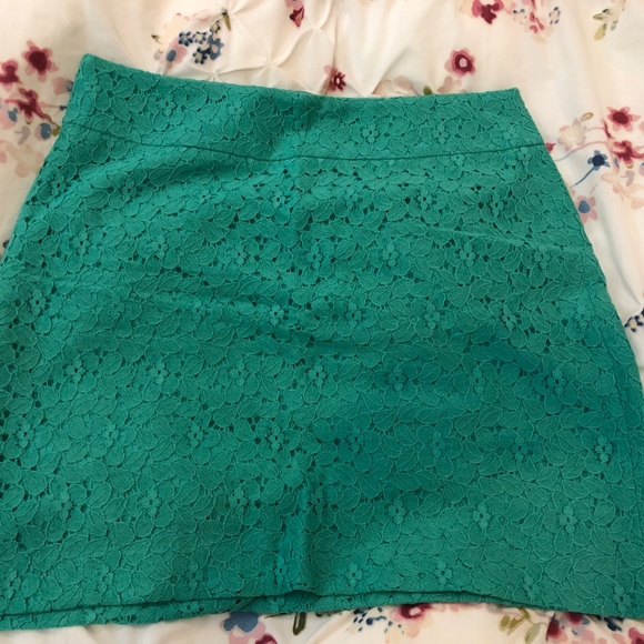 LOFT Dresses & Skirts - 3/$15 Ann Taylor LOFT lace skirt